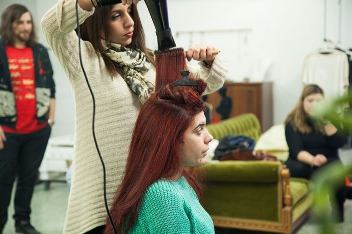 Backstage στην μεταμόρφωση της Σοφίας με την Olia της Garnier!