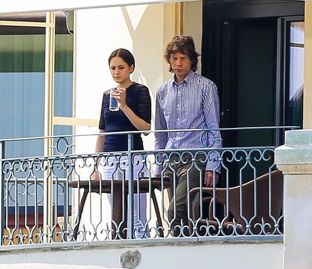 H νέα σύντροφος του Mick Jagger. Τα πικρόχολα σχόλια της αδελφής της L Wren Scott