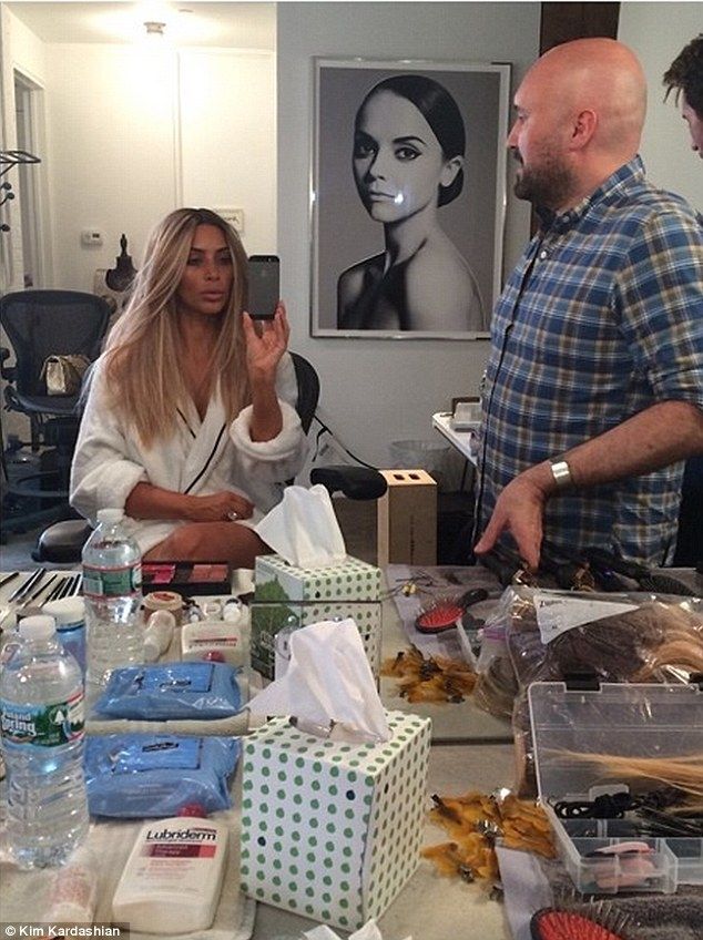 Βλέπετε κάτι ψεύτικο πάνω στην Kim Kardashian; Μόνοι οι beauty addicts θα ξέρετε!