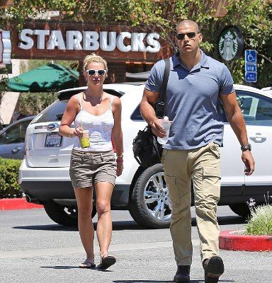 Britney Spears: Είδε κι απόειδε και αποφάσισε να αδυνατίσει με ακραίες μεθόδους