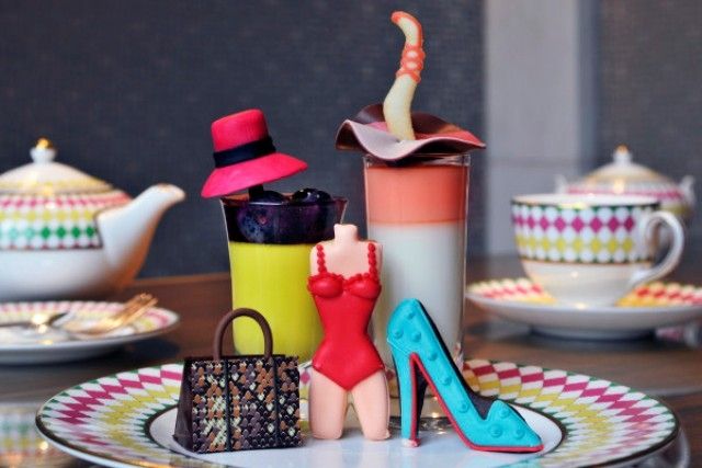Ο Jimmy Choo μας καλεί για τσάι στο Λονδίνο