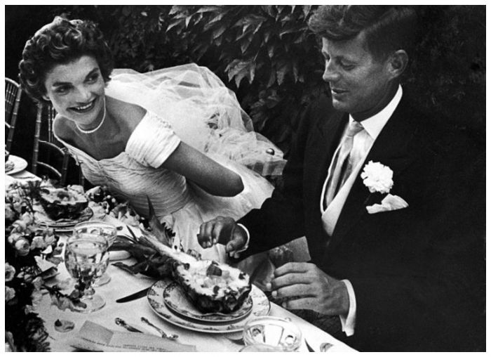 Jackie και John Kennedy: Δείτε για πρώτη φορά αδημοσίευτες φωτογραφίες του γάμου τους