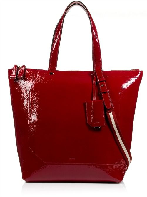 Οι νέες τσάντες Bally γίνονται η στυλιστική μας εμμονή για φέτος το φθινόπωρο