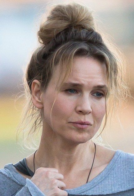 Οι πρώτες φωτογραφίες της Zellweger μετά την εμφάνισή της που έδειχνε αγνώριστη!