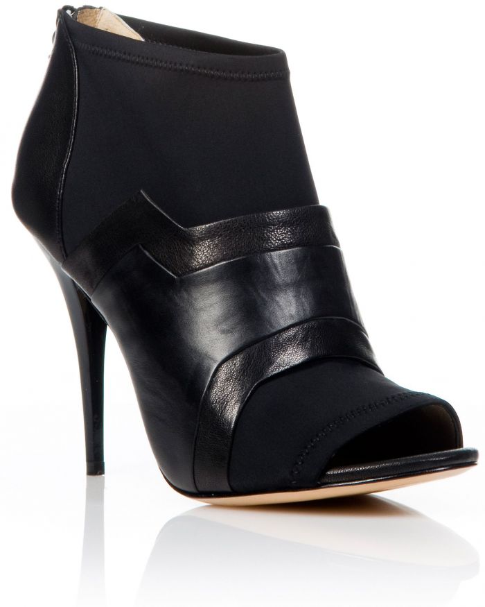 L.A.M.B.! H νέα χειμερινή συλλογή της Gwen Stefani μόνο στα Nak shoes!
