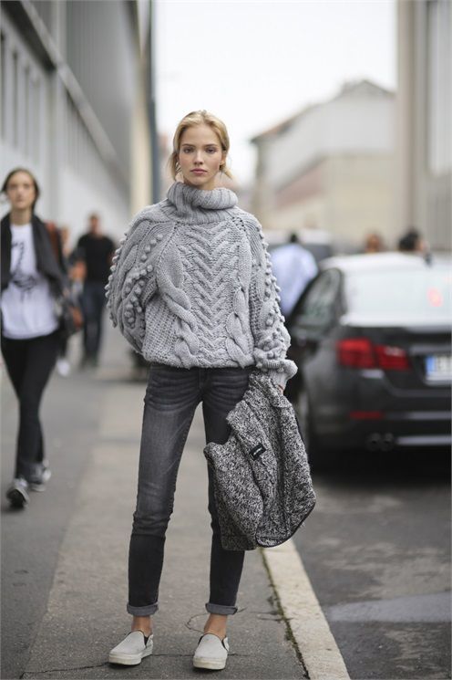Πώς θα φορέσεις τα oversized πλεκτά φέτος;