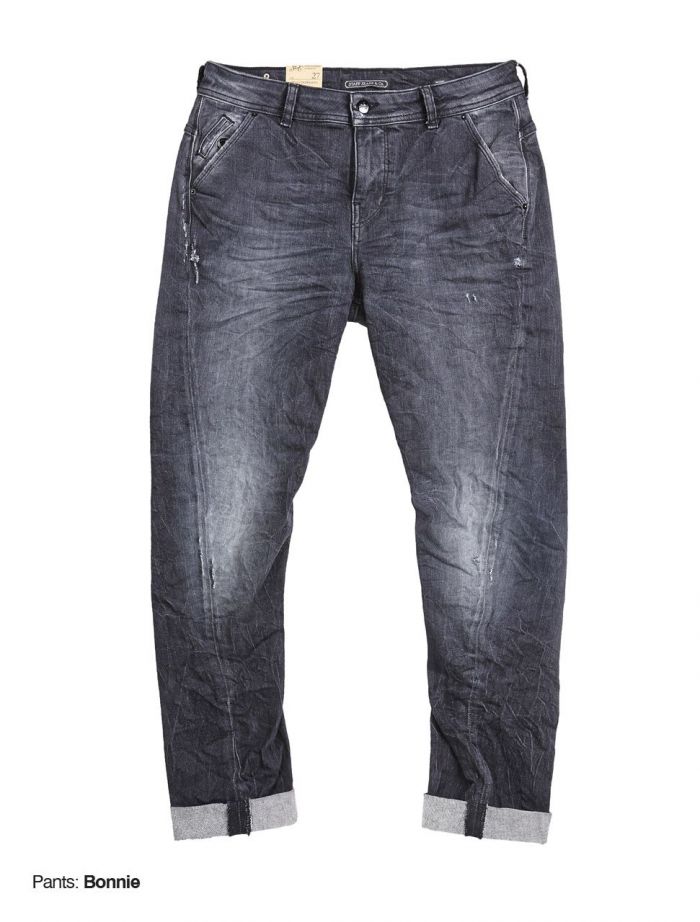 5+1 boyfriend jeans που θα αντικαταστήσουν τα skinny παντελόνια σου!