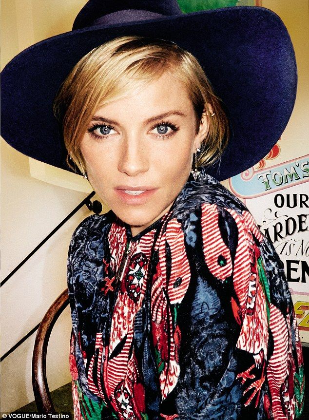 Στην πιο γλυκιά της φωτογράφηση: Δείτε τη Sienna Miller μαζί με την κορούλα της!