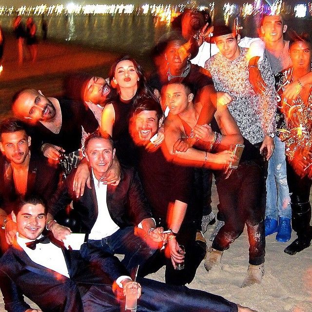#BalmainArmy: Το απίστευτο πρωτοχρονιάτικο πάρτι του Olivier Rousteing στο Dubai