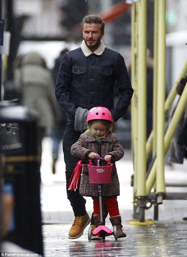 Μα πόσο μεγάλωσε: Η κόρη των Beckhams, Harper, έγινε σωστή... κυρία! (φωτος)