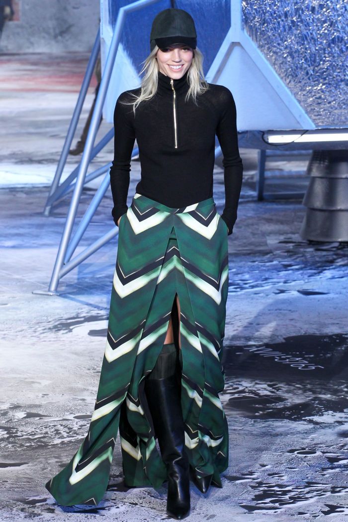#PFW: Τα H&M προσγειώθηκαν στο φεγγάρι! (+βίντεο)