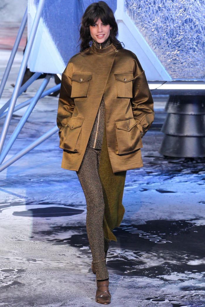 #PFW: Τα H&M προσγειώθηκαν στο φεγγάρι! (+βίντεο)