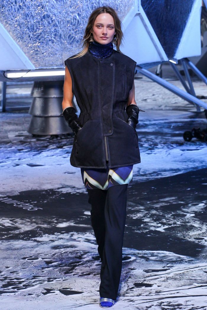 #PFW: Τα H&M προσγειώθηκαν στο φεγγάρι! (+βίντεο)