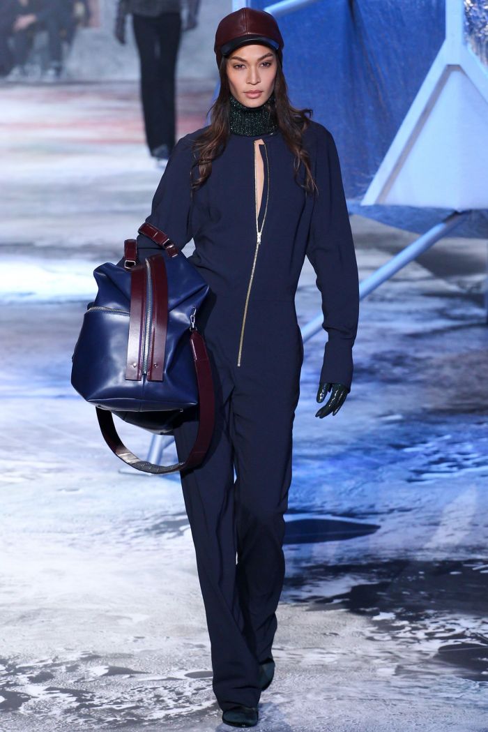 #PFW: Τα H&M προσγειώθηκαν στο φεγγάρι! (+βίντεο)