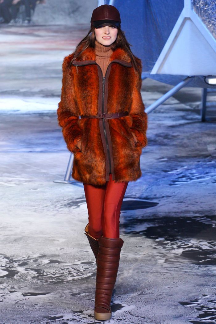 #PFW: Τα H&M προσγειώθηκαν στο φεγγάρι! (+βίντεο)