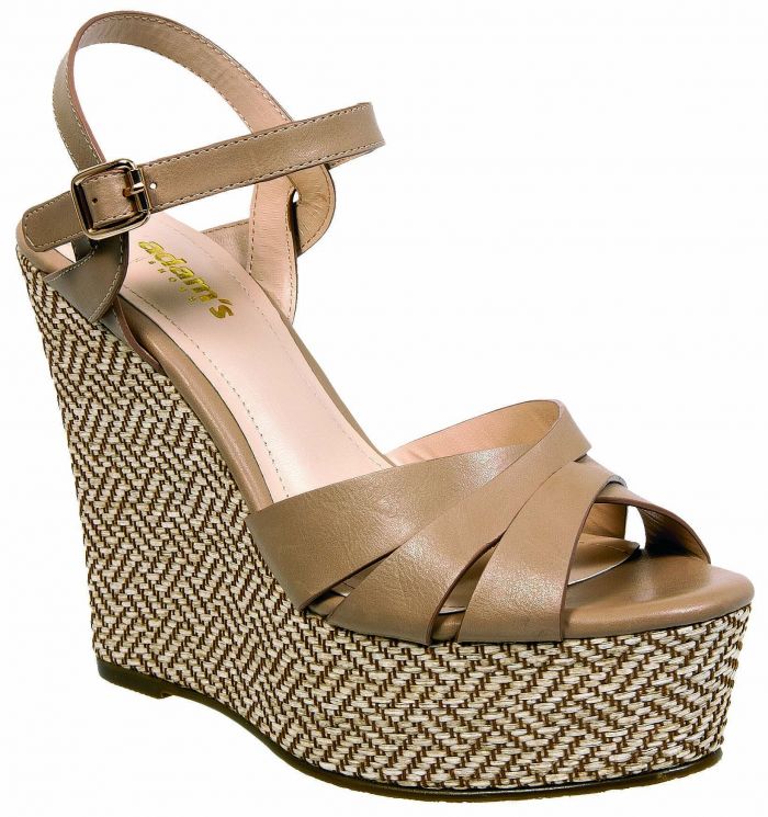 Summer Style: Δες γιατί τα ουδέτερα χρώματα είναι το απόλυτο trend στα παπούτσια!
