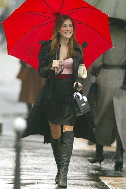 TV Flashback: Τα 20 καλύτερα looks της Carrie Bradshaw