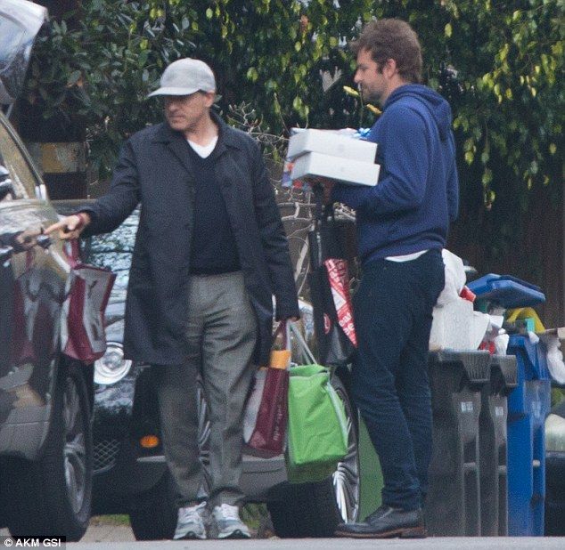 Ακόμα και έτσι μας αρέσει: Ο Bradley Cooper στην πιο ατημέλητη εμφάνισή του ever
