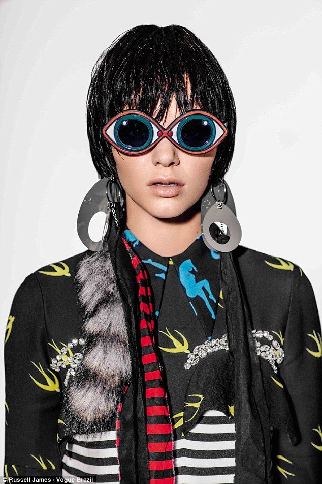 Η Kendall Jenner στην πιο ιδιαίτερη φωτογράφισή της