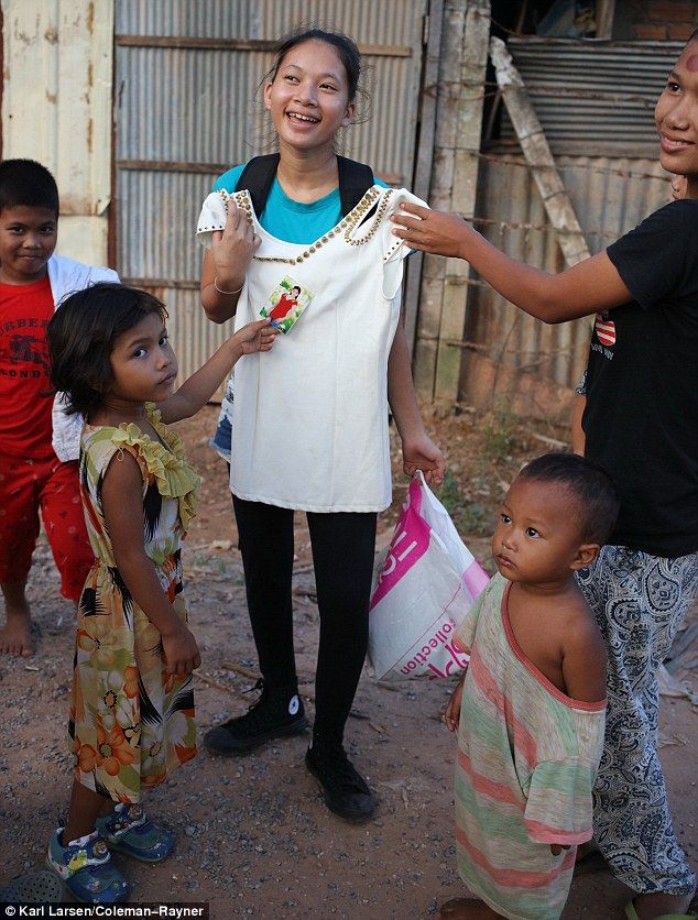Oι κόρες της Angelina Jolie στις πιο συγκινητικές φωτογραφίες της ημέρας