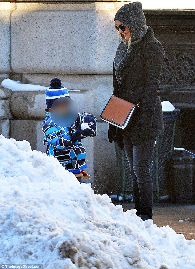 Η πρώτη εμφάνιση της Kate Hudson μετά την γυμνή φωτογραφία & η... έκπληξη που επεφύλασσε