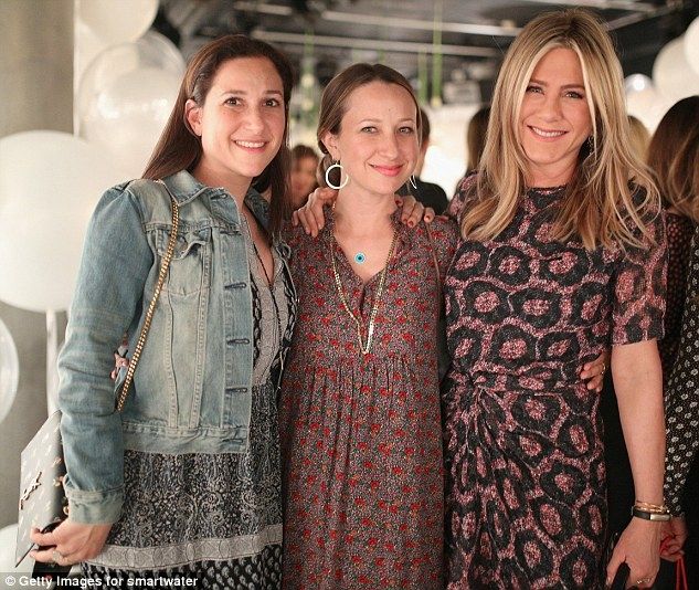 Υποκλινόμαστε: Η Jennifer Aniston αποδεικνύει πως δεν είναι μία απλή σταρ