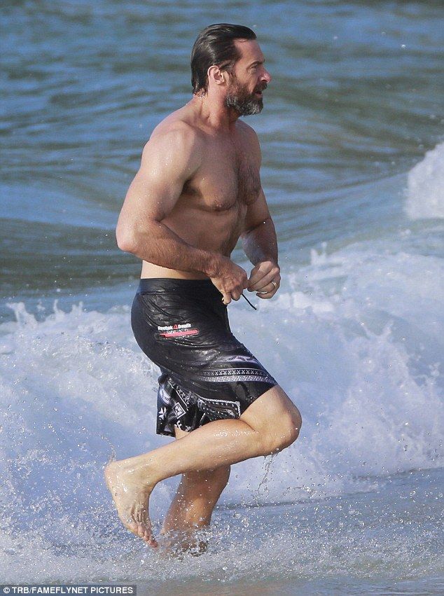 Είναι αυτό το απόλυτο ζευγάρι; Ο σέξι star μαζί με την αρκετά μεγαλύτερη σύζυγό του