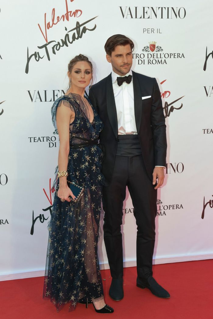 Απλά υπέροχη: Η Olivia Palermo μεταμορφώθηκε σε πριγκίπισσα για τη νέα όπερα του Valentino