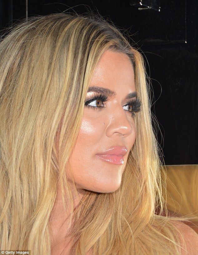 Wow! Η Khloe Kardashian στην πιο σέξι της εμφάνιση ever
