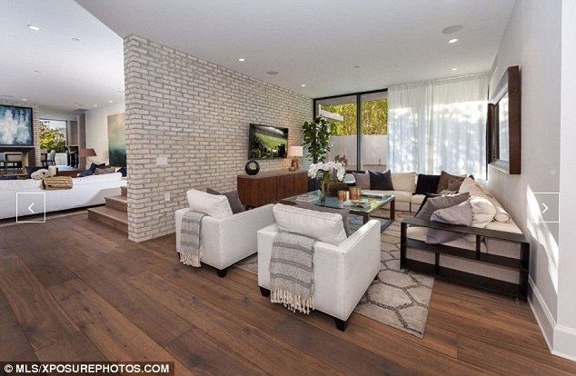 #CelebritiesHomes: Δες το νέο super lux σπίτι της Kendall Jenner