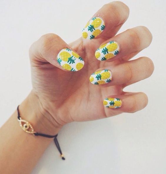 #pineapplenails: 15 τέλεια σχέδια με ανανά στα νύχια σου!