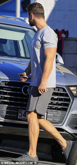 Μα τι άντρας! Ο Chris Hemsworth έχει ΤΟ σώμα