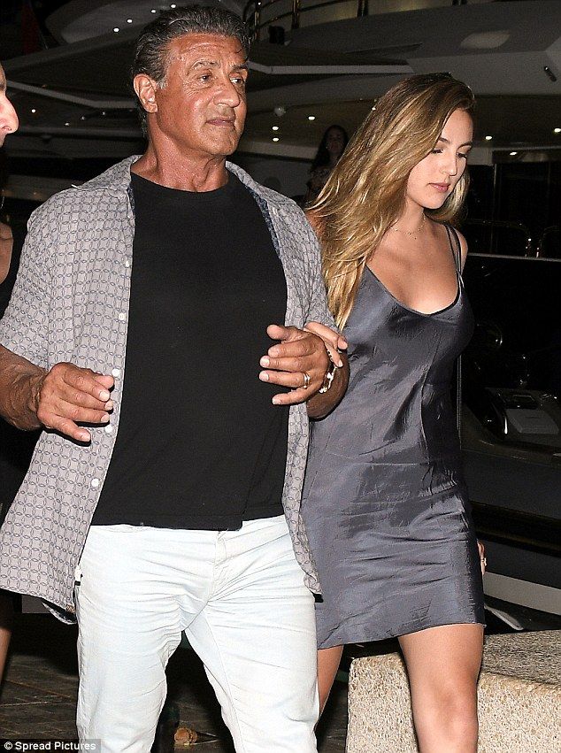 Περήφανος μπαμπάς! Ο Sylvester Stallone γιόρτασε τα γενέθλια του με την κόρη του Sophia