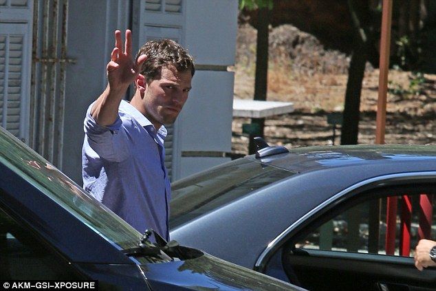 Jamie Dornan-Dakota Johnson: Mόλις ολοκλήρωσαν την τελευταία σκηνή του Fifty Shades Darker
