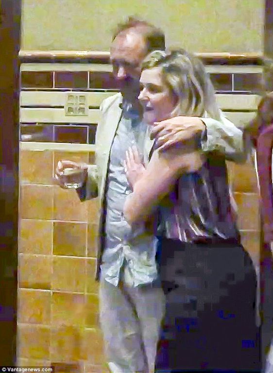 Ο σύζυγός της την «απατά» και η star αντιδρά με τον πιο απροσδόκητο τρόπο