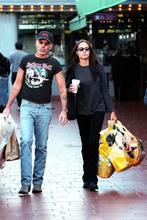 Ο πρώην της Angelina Jolie κάνει comeback με τις πιο αιφνιδιαστικές δηλώσεις