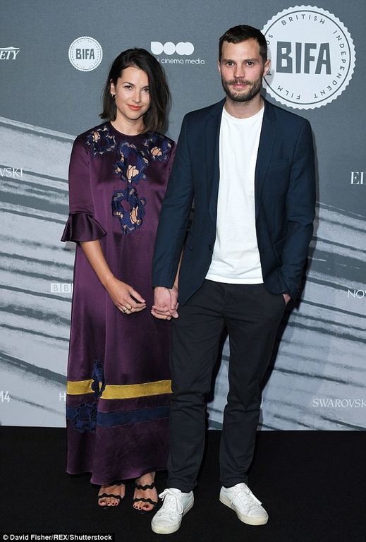 O Jamie Dornan με αθλητικό outfit είναι ό, τι πιο σέξι θα δεις σήμερα