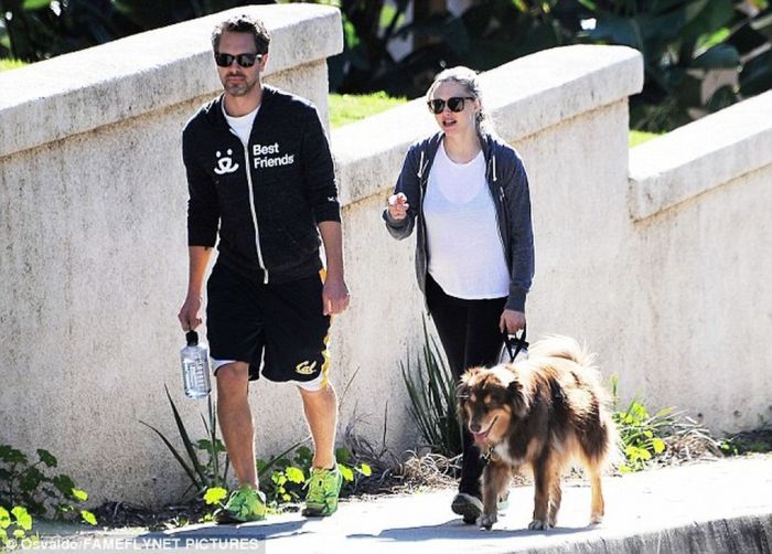 Μα πόσο πολύ έχει φουσκώσει η Amanda Seyfried; Δες τις πρόσφατες φωτογραφίες της
