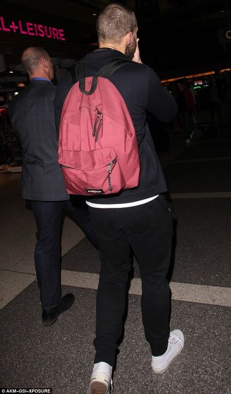 Stop the Press: Η νέα εμφάνιση του Jamie Dornan ίσως σε... διχάσει