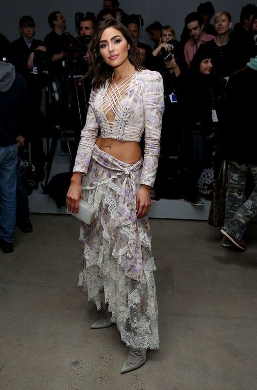 Με gipsy σετ με βολάν. Photo credit: Getty Images