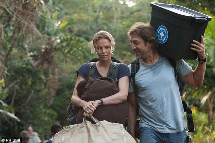 Απλά θεά! Η Charlize Theron είναι ολόγυμνη στη νέα της ταινία και ιδού οι φωτό που το αποδεικνύουν
