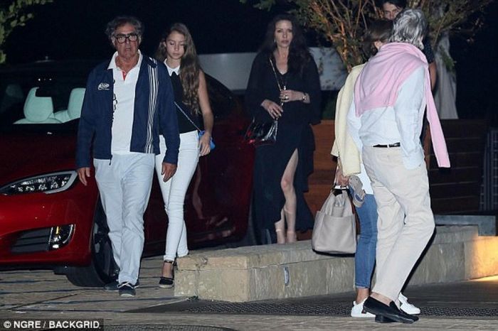 Μichael Douglas-Catherine Zeta-Jones: H σπάνια έξοδος και η υπερβολική εμφάνιση της κόρης τους