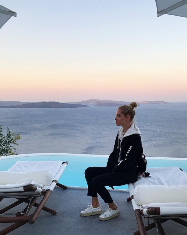 Η Chiara Ferragni διαφήμισε τη Σαντορίνη με τον μαγικό τρόπο