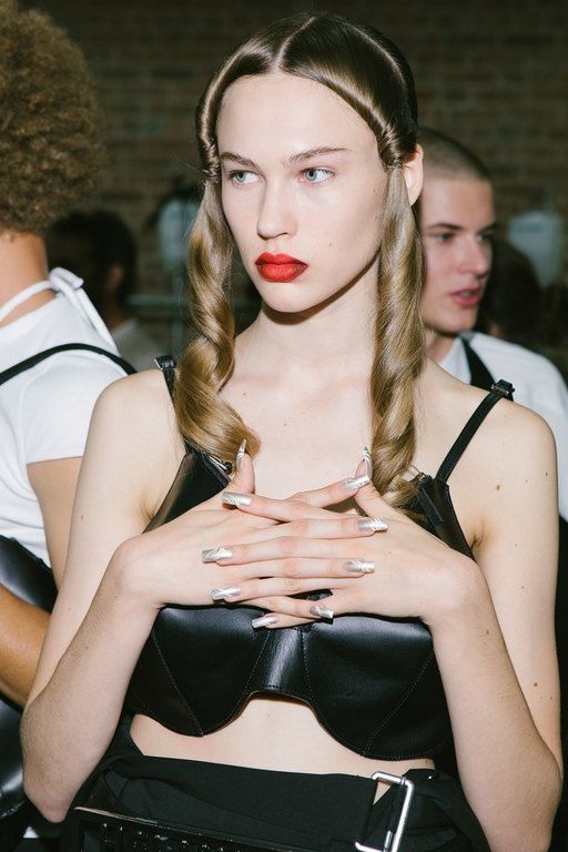 Ombré lips (Helmut Lang)
