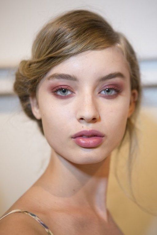 Smoky eye σε μπρονζε βουργουνδί αποχρώσεις (Brock Collection)