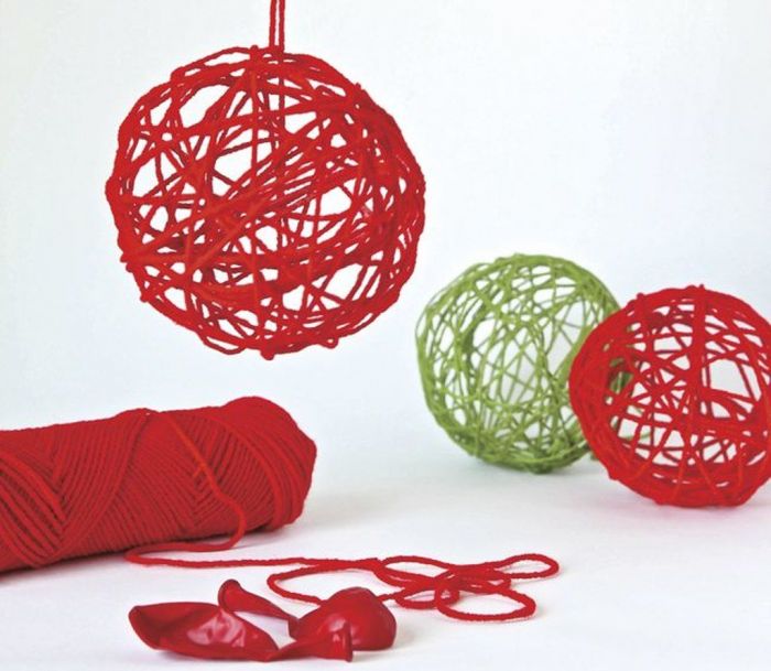 DIY: Πώς θα φτιάξεις δικές σου (πρωτότυπες) μπάλες για το χριστουγεννιάτικο δέντρο