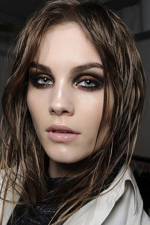 Κλέψε τις εντυπώσεις με ένα Smokey metallic