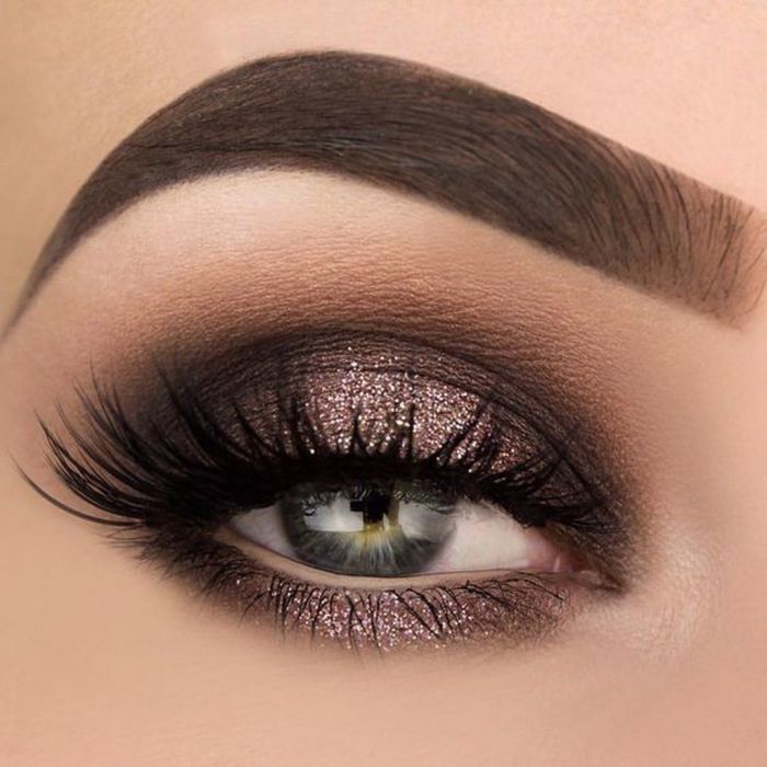 Κλέψε τις εντυπώσεις με ένα Smokey metallic