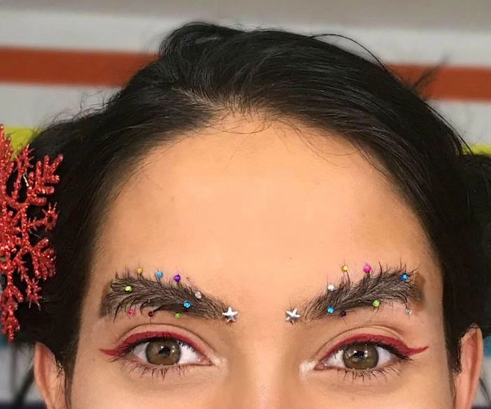 To festive look των ημερών που μας κέντρισε το ενδιαφέρον!