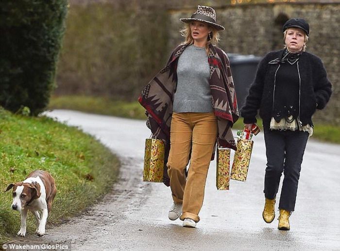 H Kate Moss πάχυνε (αρκετά): Δες την τελευταία της εμφάνιση